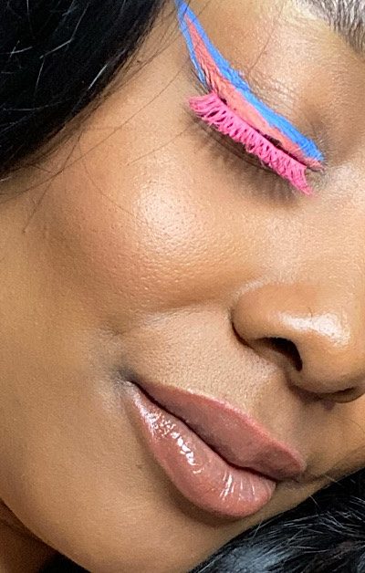 Colored Lashes: The eye-catching trend taking over the internet
